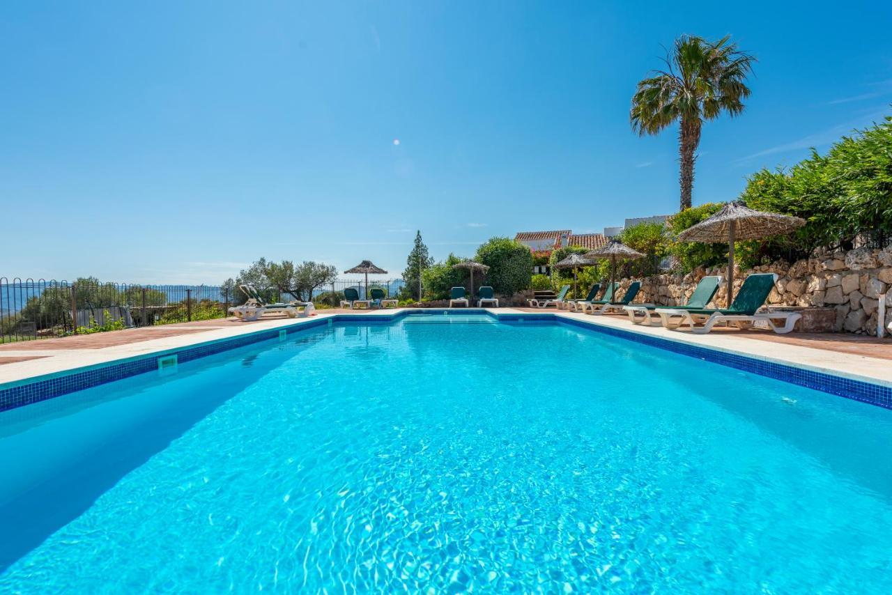 Cantueso Holiday Park Periana Екстериор снимка